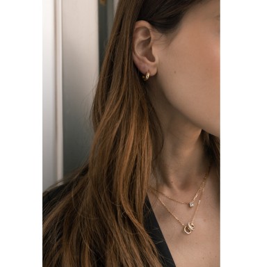 Necklace with 4 circles